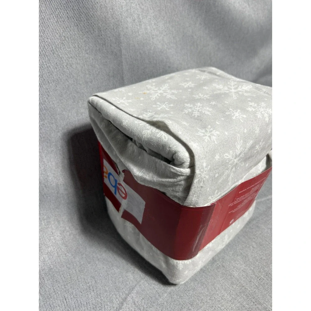 Wondershop Full Flannel Sheet Set Grey White Snowflake 100% Cotton 4pc New